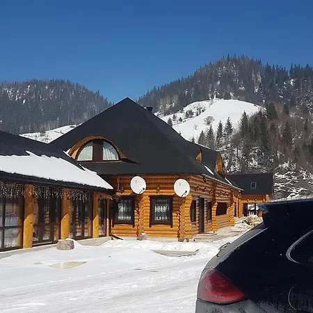 Casa Obcina Bucovinei Penzion Fundu Moldovei